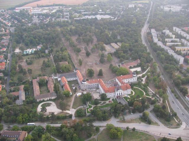 2009 183
