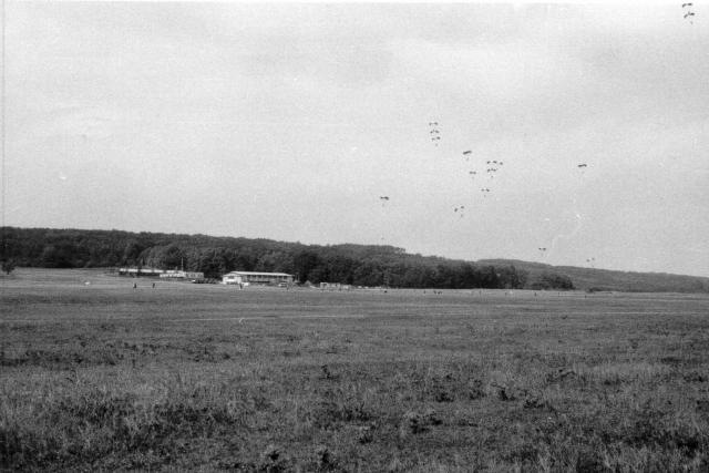 C041985.Aug