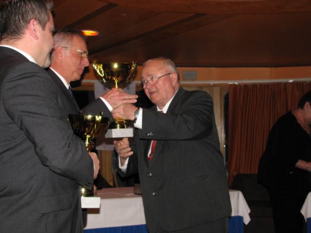 2010 030