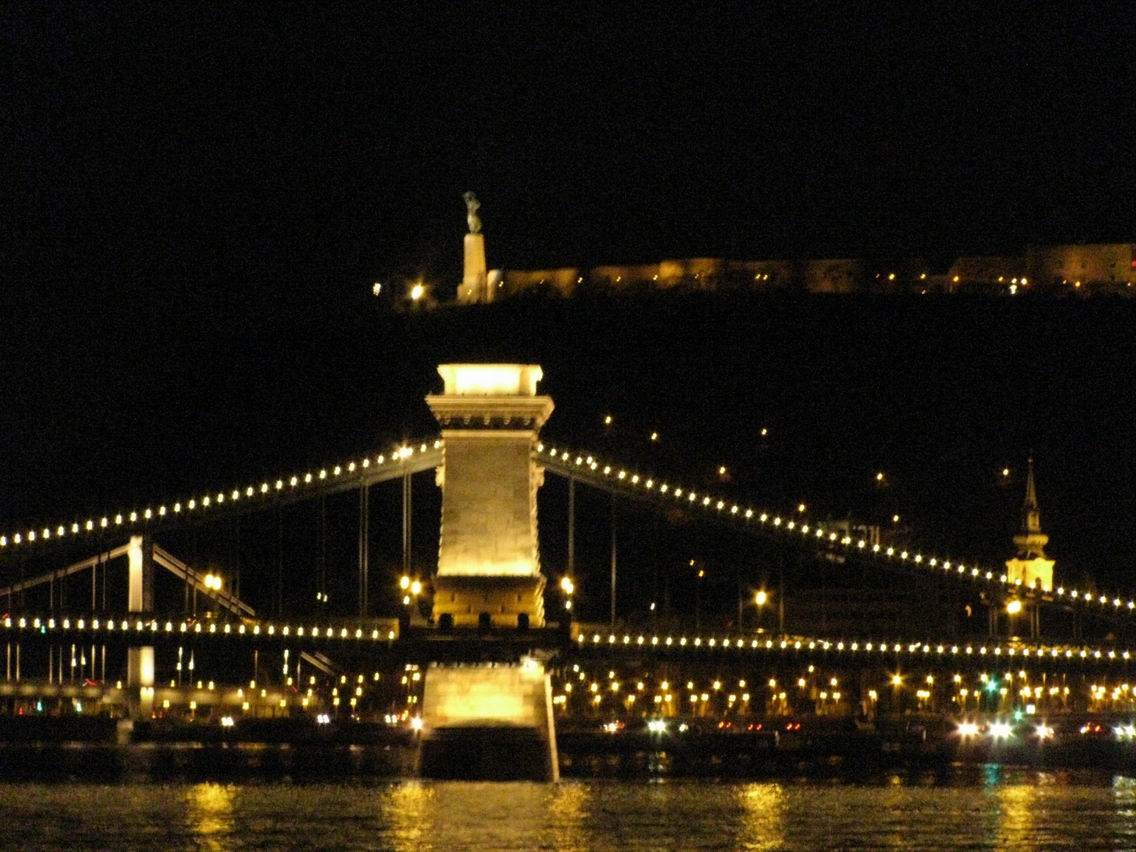 2010 057
