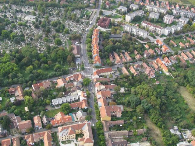 2010 073