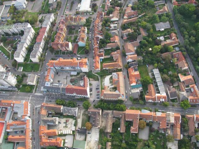2010 106