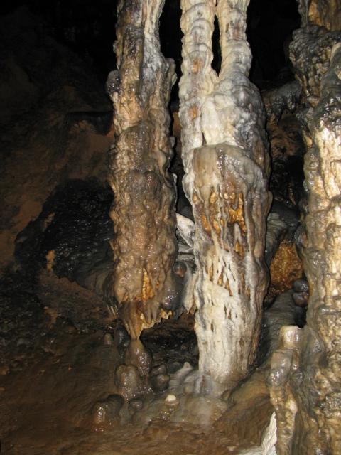 KĂŠp 182
