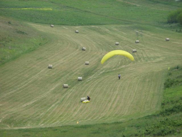 KĂŠp 215