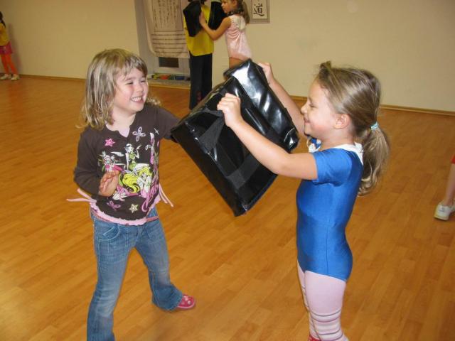 2009 033