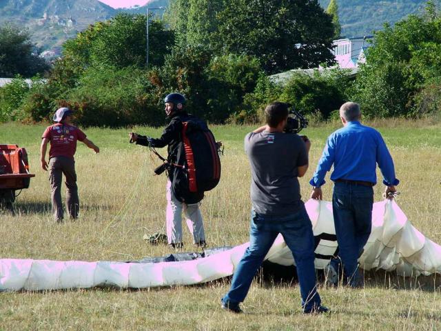 GurigĂĄt sztĂĄrfotozzĂĄk